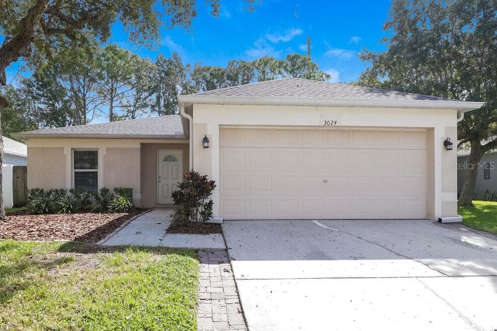 3024 AERNAL COURT LAND O LAKES, FL 34639