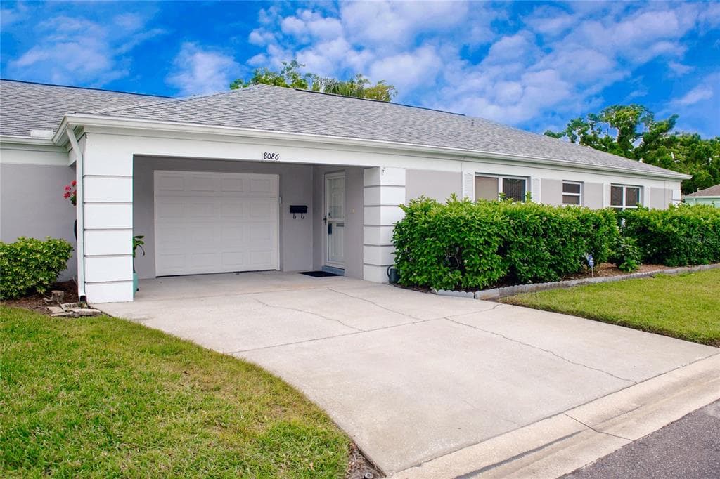 8086 ANNWOOD ROAD SEMINOLE, FL 33777