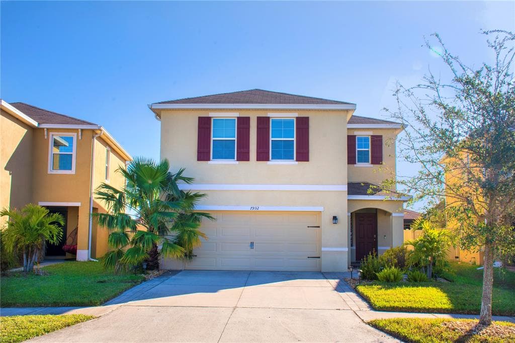 7932 PELICAN REED CIRCLE