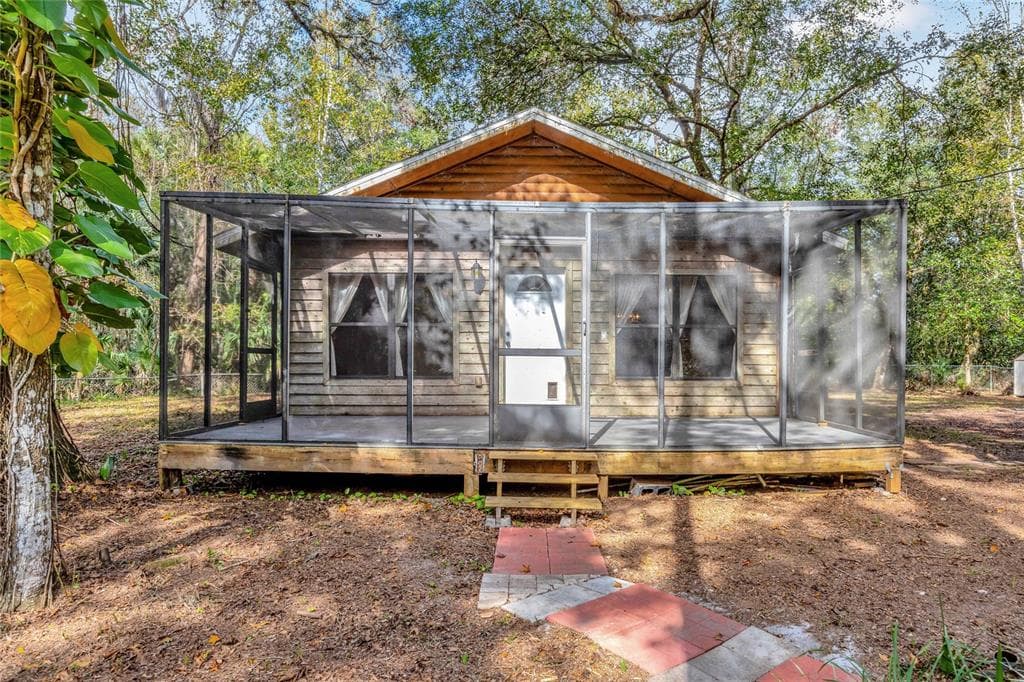 3056 HOWARD AVENUE OVIEDO, FL 32765