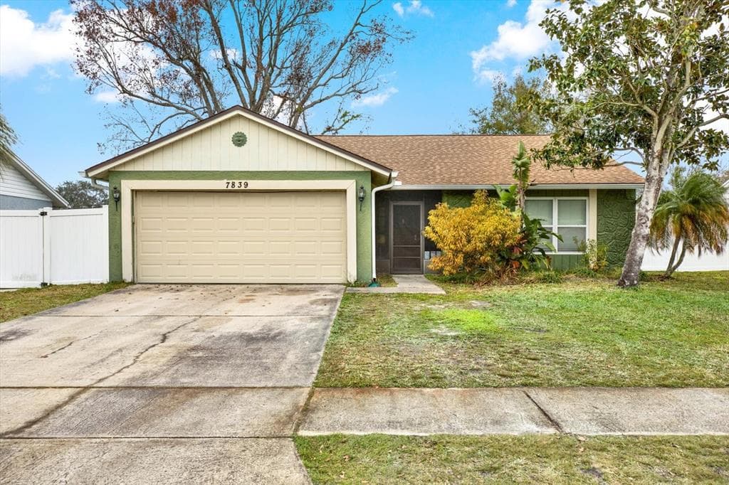 7839 KNOX LOOP NEW PORT RICHEY, FL 34655