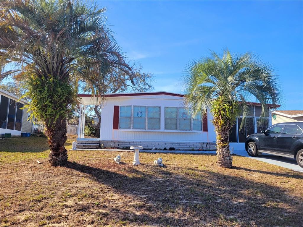 8051 EASTERN CIRCLE BROOKSVILLE, FL 34613