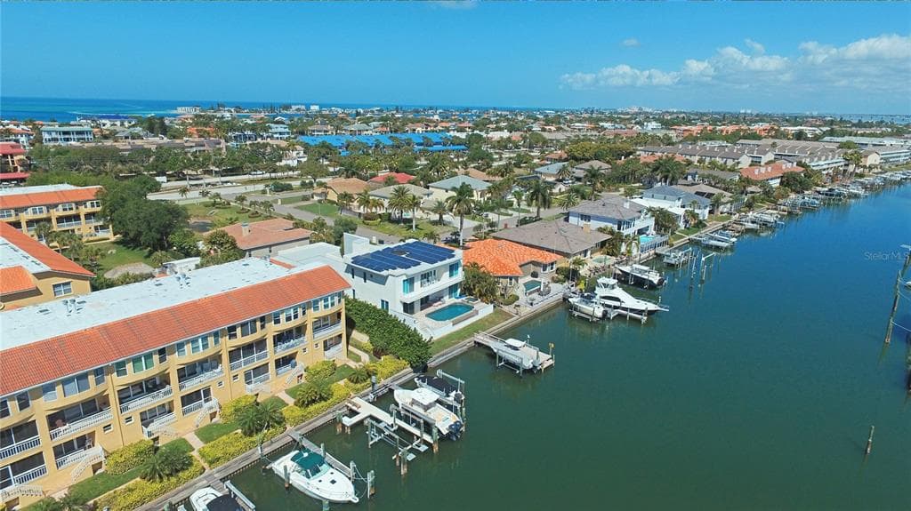 1077 PINELLAS BAYWAY S TIERRA VERDE, FL 33715