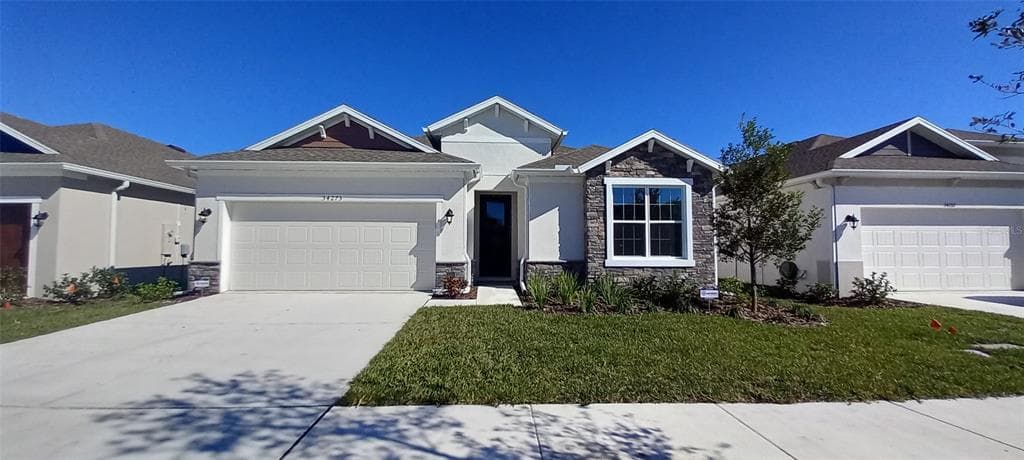 34273 RADLEY WAY WESLEY CHAPEL, FL 33545