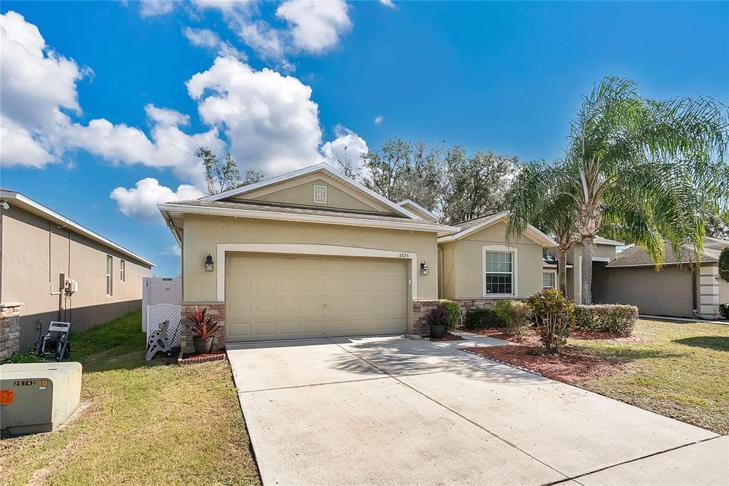 3723 MADBURY CIRCLE LAKELAND, FL 33810