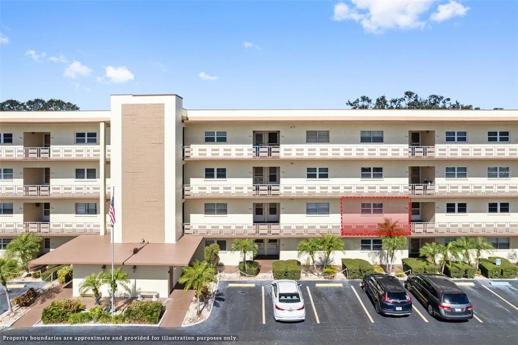 5705 80TH STREET N UNIT 210 ST PETERSBURG, FL 33709