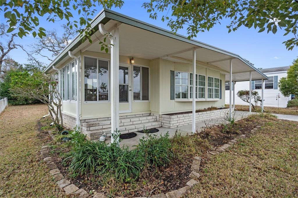 7410 FIRST CIRCLE DRIVE BROOKSVILLE, FL 34613