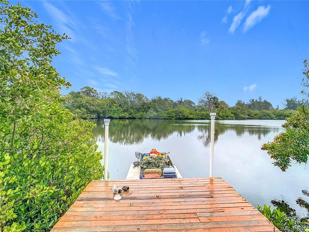 6959 EDGEWATER DR NEW PORT RICHEY, FL 34652