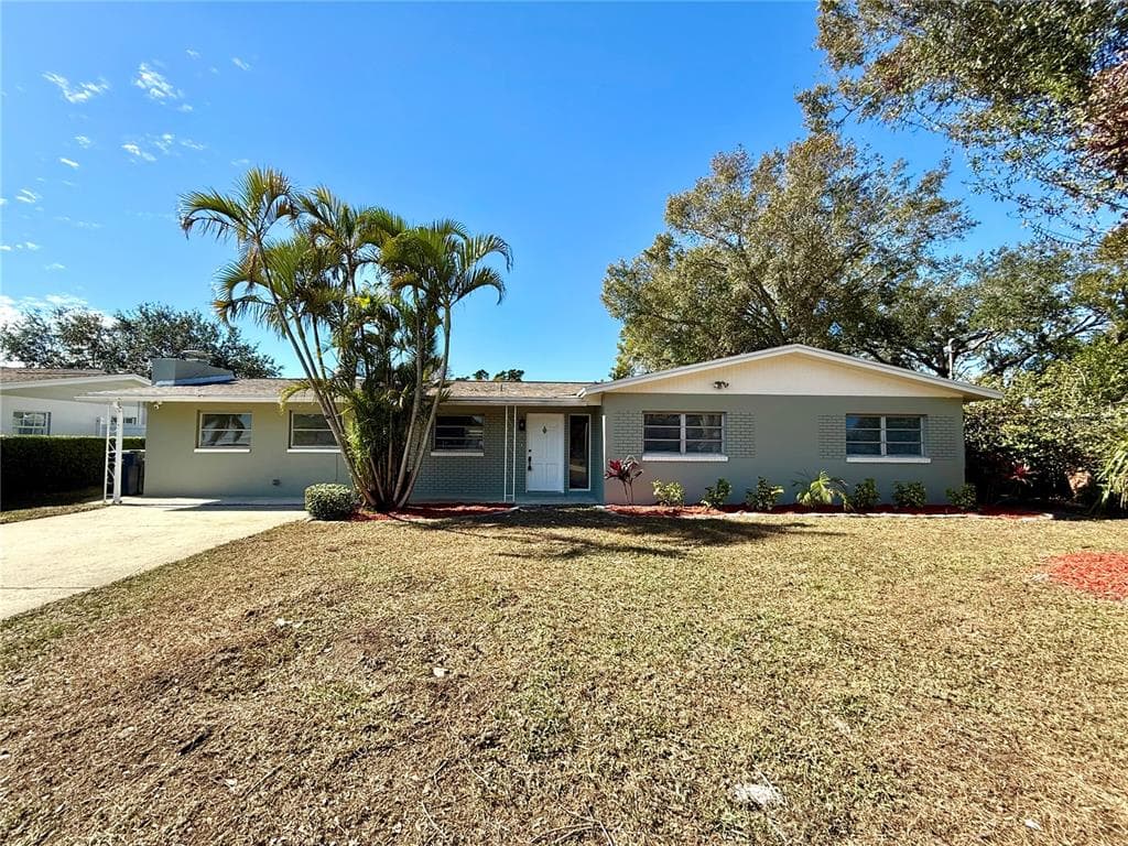 3944 E EDEN ROC CIRCLE TAMPA, FL 33634