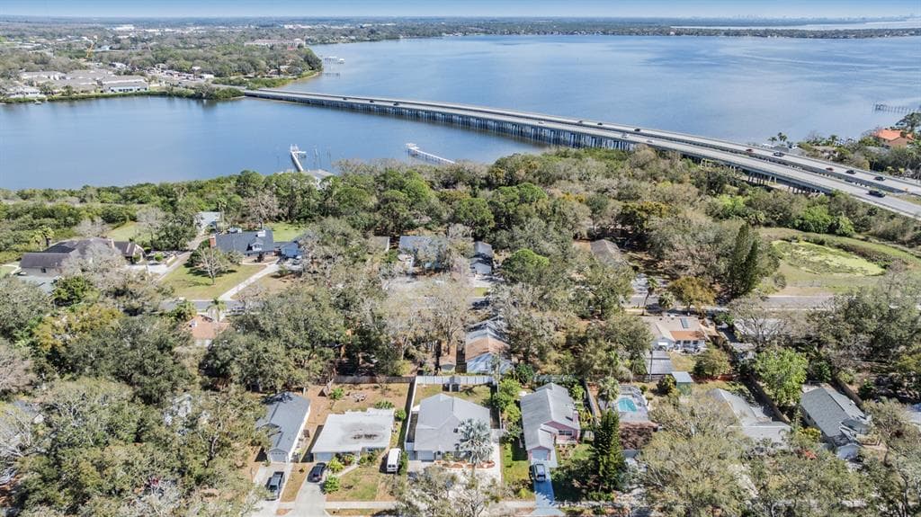 2951 BAY VIEW DR SAFETY HARBOR, FL 34695