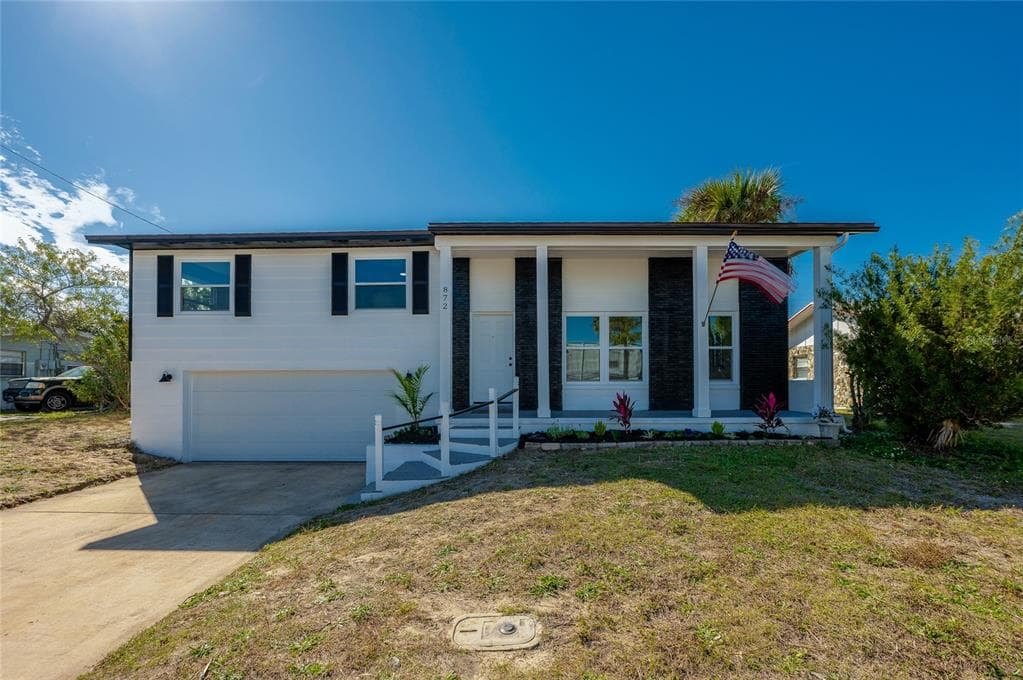 872 DERBYSHIRE ROAD DAYTONA BEACH, FL 32117