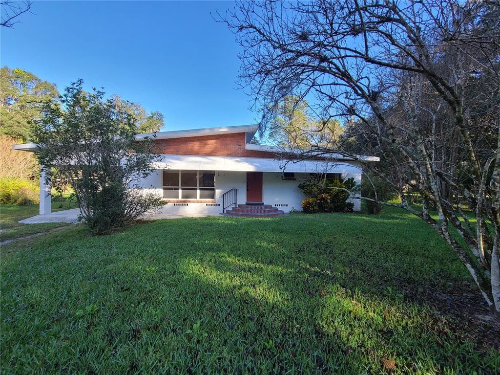 19303 FORT DADE AVENUE BROOKSVILLE, FL 34601