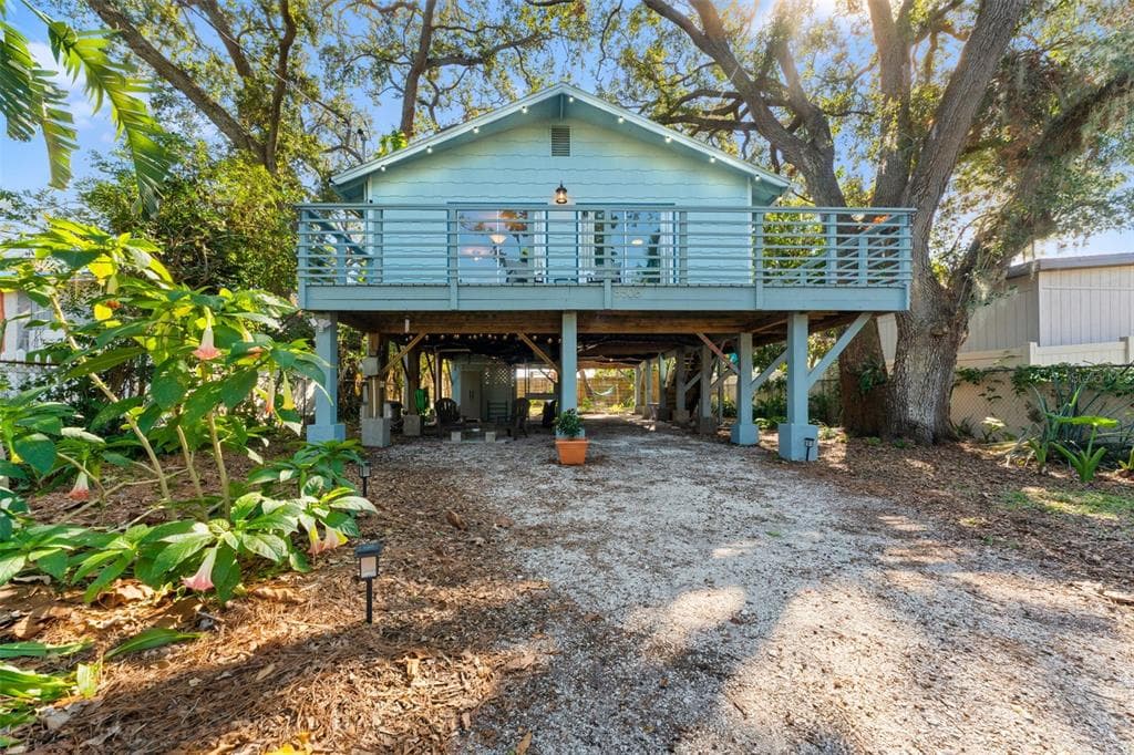 8506 HEPP STREET TAMPA, FL 33615