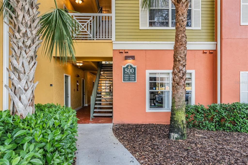 4207 S DALE MABRY HIGHWAY UNIT 5205 TAMPA, FL 33611
