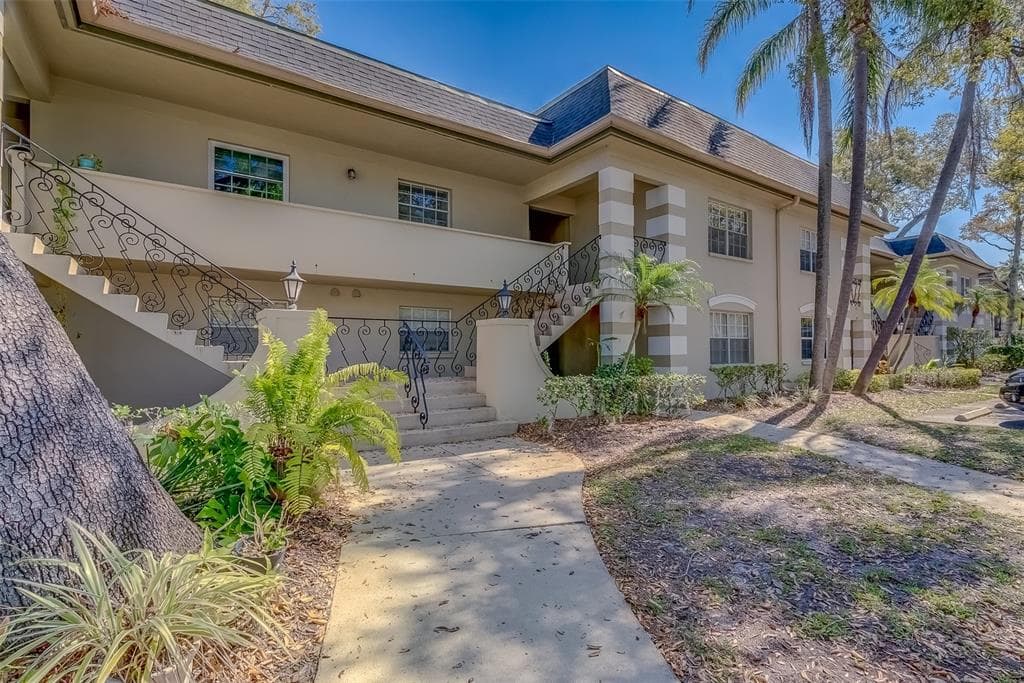 64 COUNTRY CLUB DRIVE LARGO, FL 33771