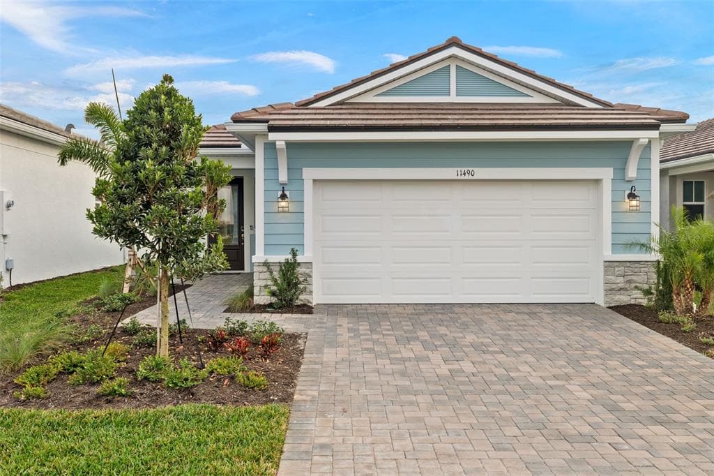 11490 BOUNDLESS TERRACE VENICE, FL 34293