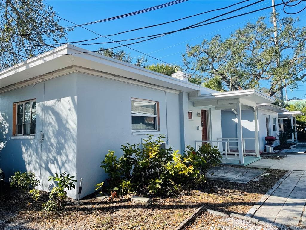 401 1ST AVENUE NE LARGO, FL 33770