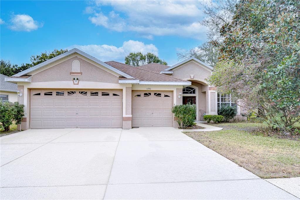 11740 NEW BRITAIN DRIVE SPRING HILL, FL 34609