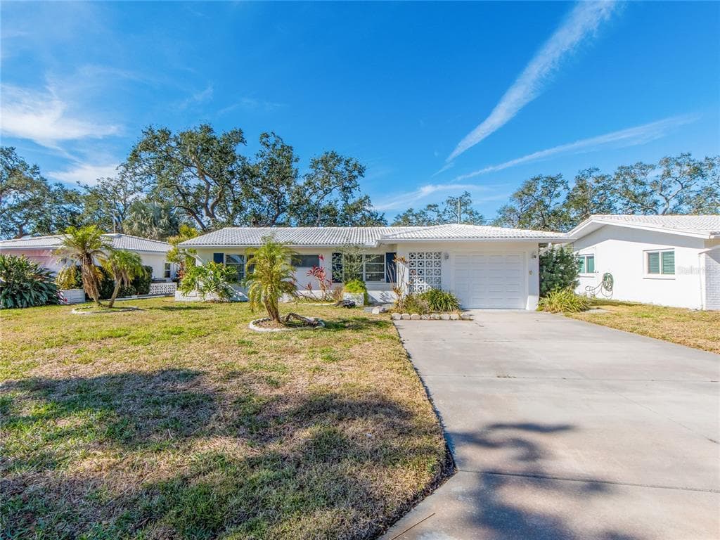 9290 141ST STREET SEMINOLE, FL 33776