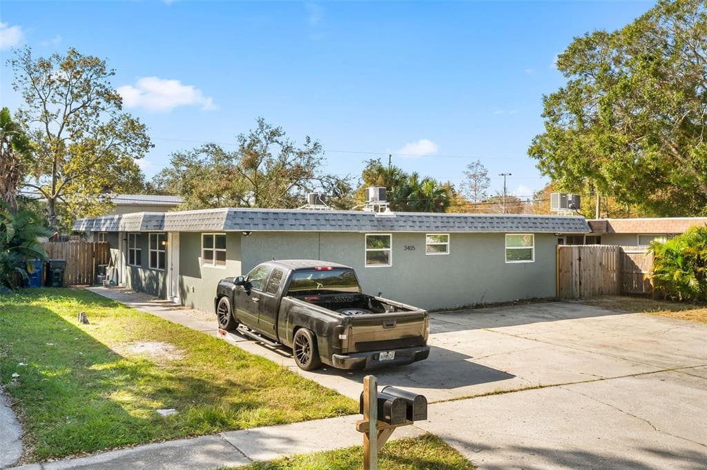 3405 SHERWOOD DRIVE LARGO, FL 33771