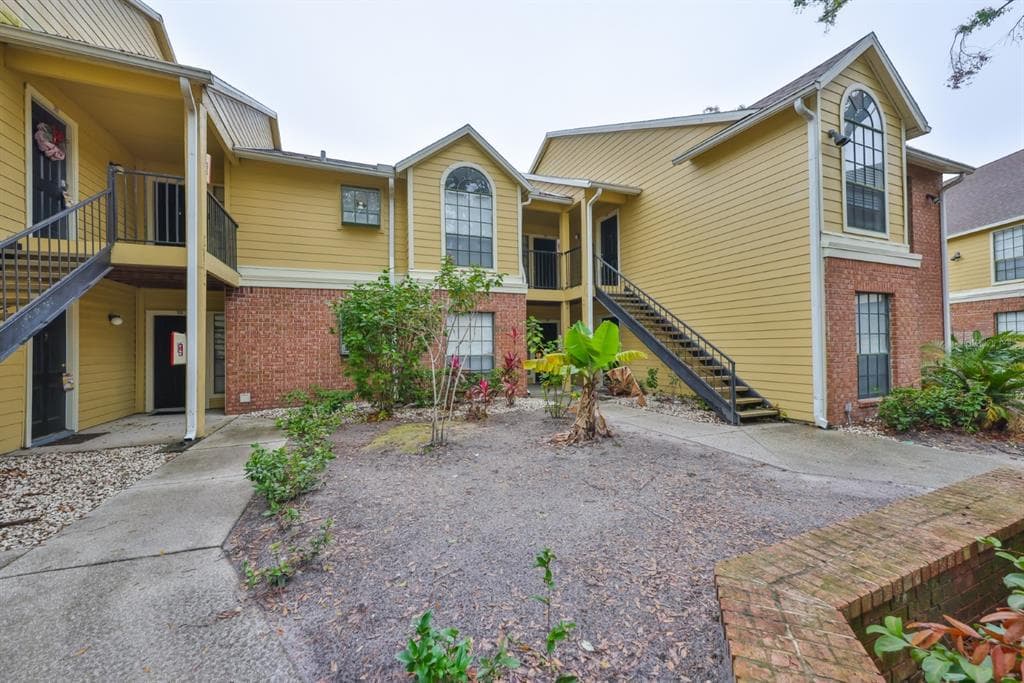 8609 MALLARD RESERVE DRIVE UNIT 103 TAMPA, FL 33614
