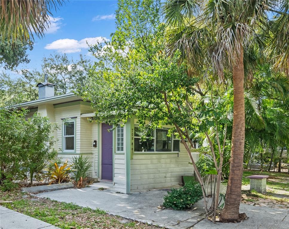 708 GROVE STREET N UNIT 2 ST PETERSBURG, FL 33701