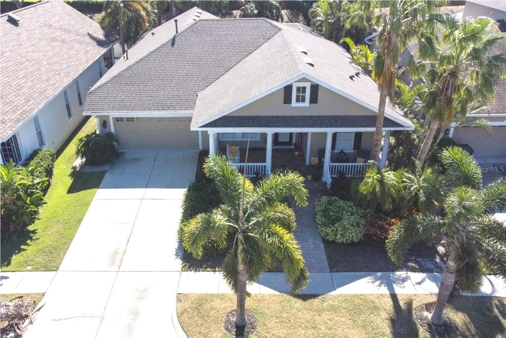 404 MANNS HARBOR DRIVE APOLLO BEACH, FL 33572