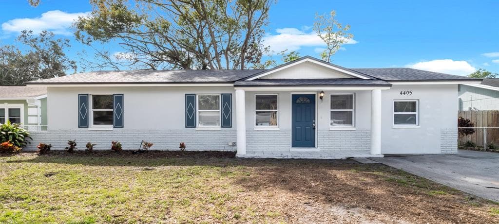 4405 PORPOISE DRIVE TAMPA, FL 33617