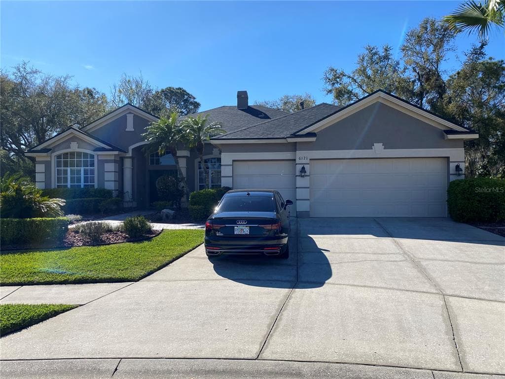 6121 CHENE COURT LUTZ, FL 33558