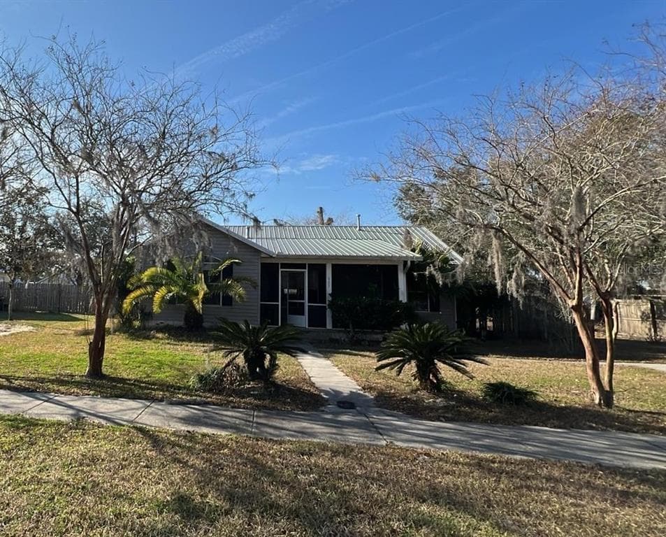 627 5TH STREET SW LIVE OAK, FL 32064