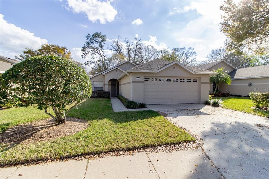 1961 ROCKY POINTE DRIVE LAKELAND, FL 33813