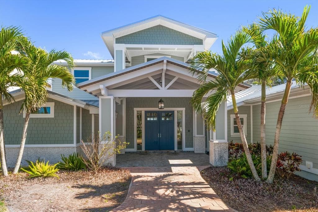 901 BAY ESPLANADE CLEARWATER BEACH, FL 33767