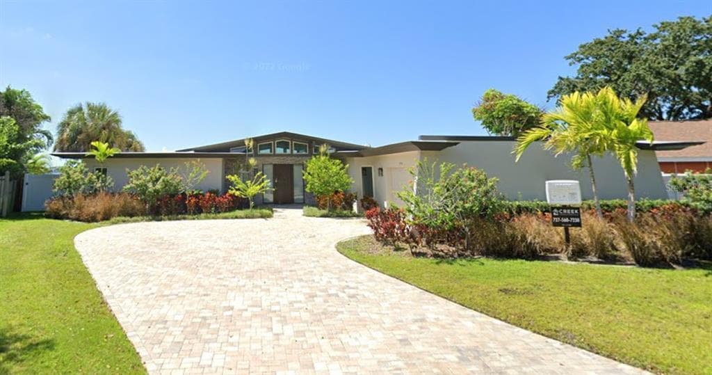 4598 CLEARWATER HARBOR DRIVE S LARGO, FL 33770