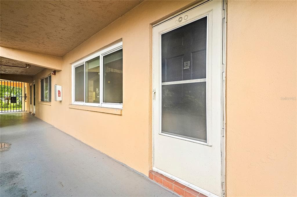 2525 BAY DRIVE UNIT E12 LARGO, FL 33770