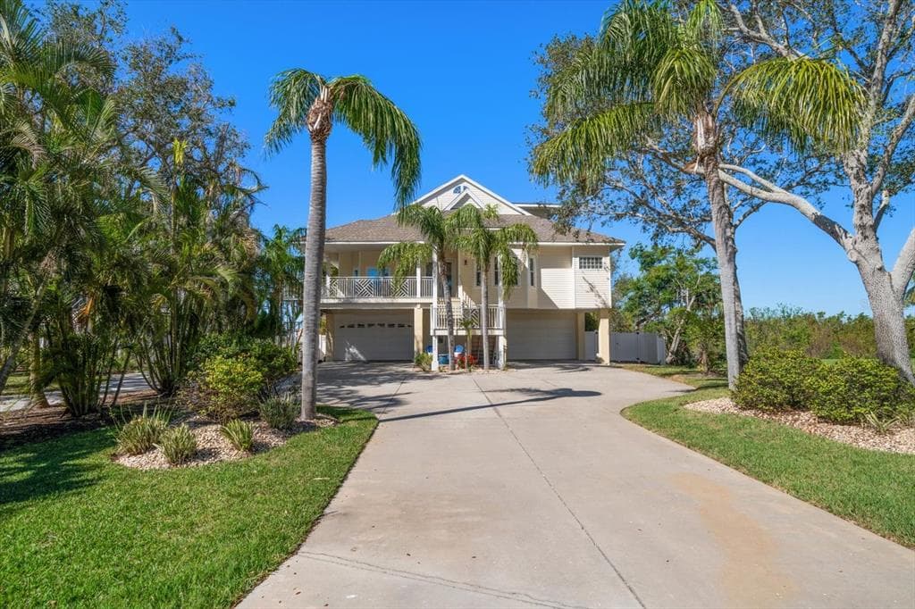 14554 90TH AVENUE SEMINOLE, FL 33776
