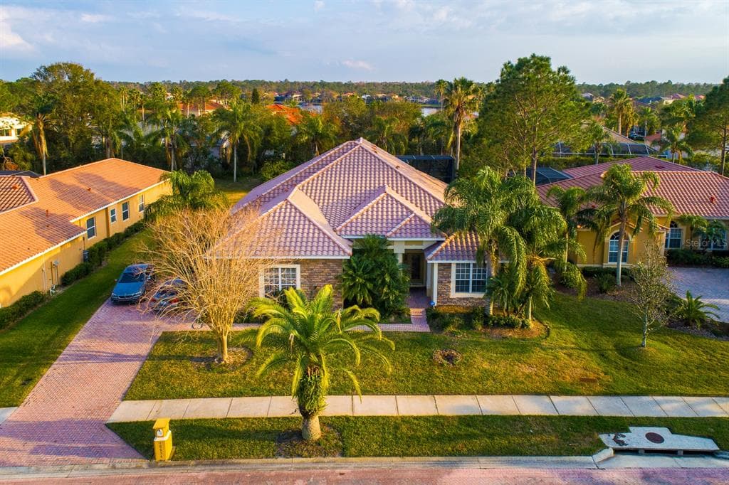 10534 BERMUDA ISLE DRIVE TAMPA, FL 33647
