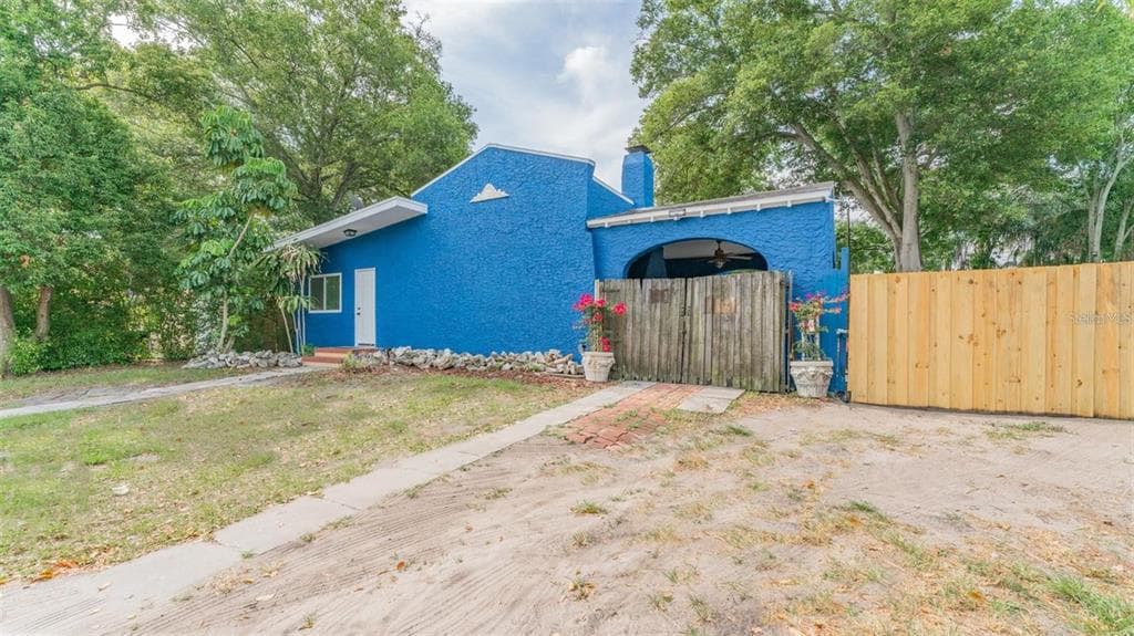 1537 DREW STREET CLEARWATER, FL 33755