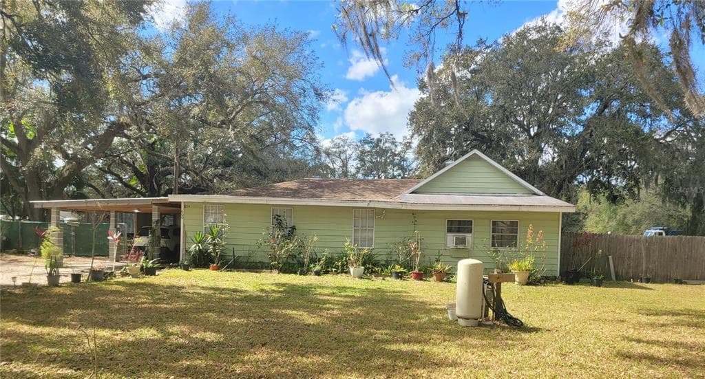 610 BUCKLEY DRIVE KISSIMMEE, FL 34741