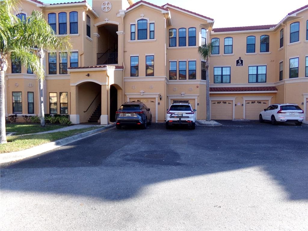 2721 VIA MURANO UNIT 318 CLEARWATER, FL 33764