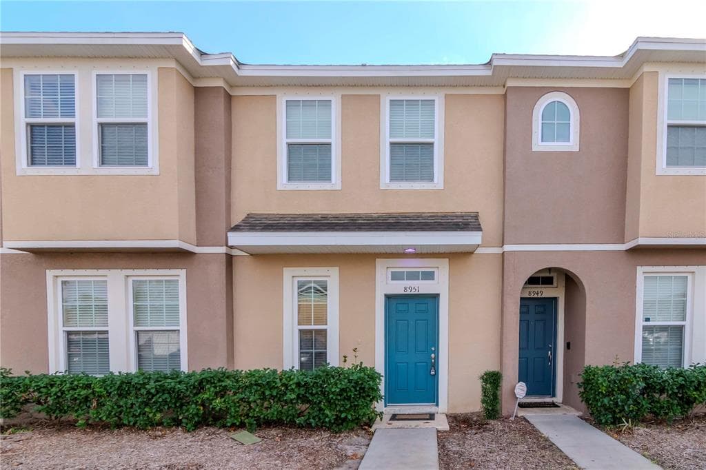 8951 WALNUT GABLE COURT RIVERVIEW, FL 33578