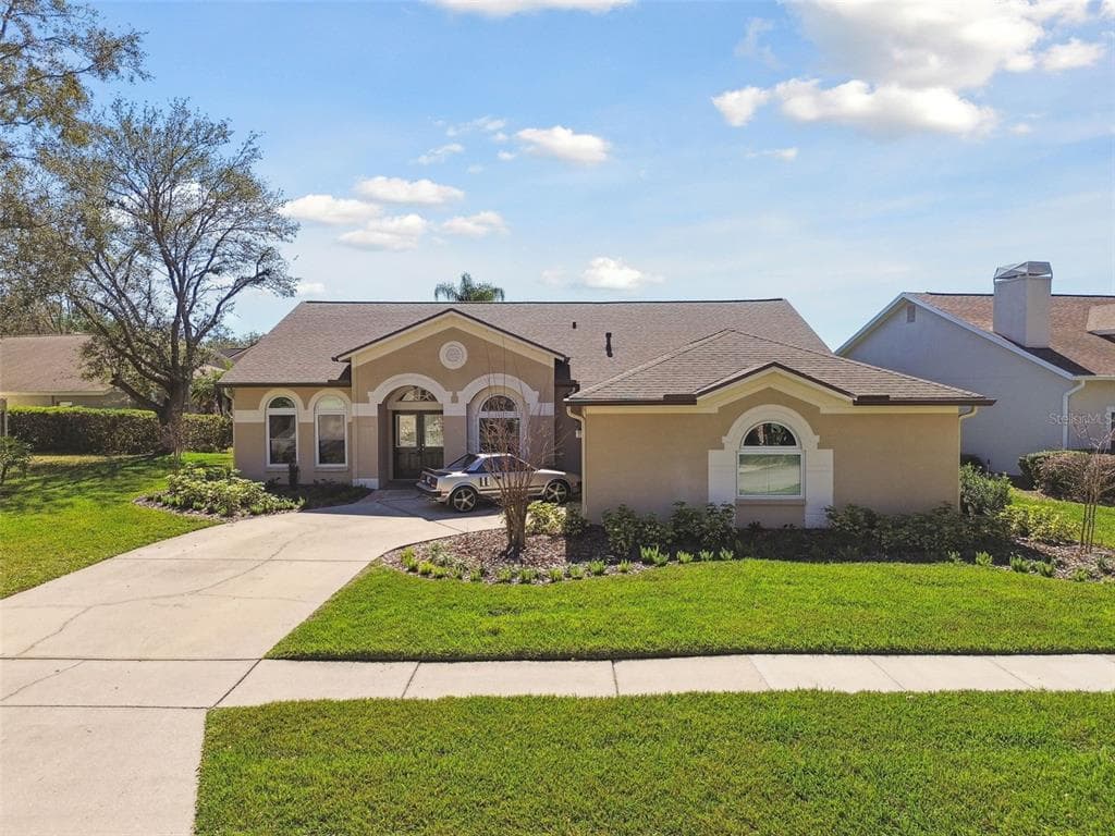 10115 WHISPER POINTE DRIVE