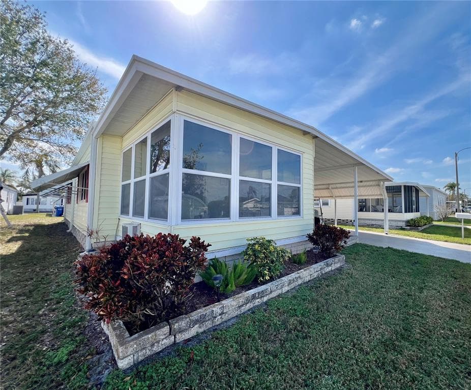 1100 BELCHER ROAD S UNIT 723 LARGO, FL 33771