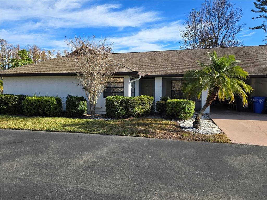 1606 COMFY COURT SUN CITY CENTER, FL 33573