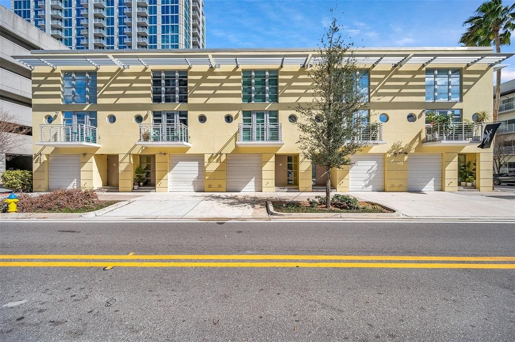 1212 E WHITING STREET UNIT C TAMPA, FL 33602