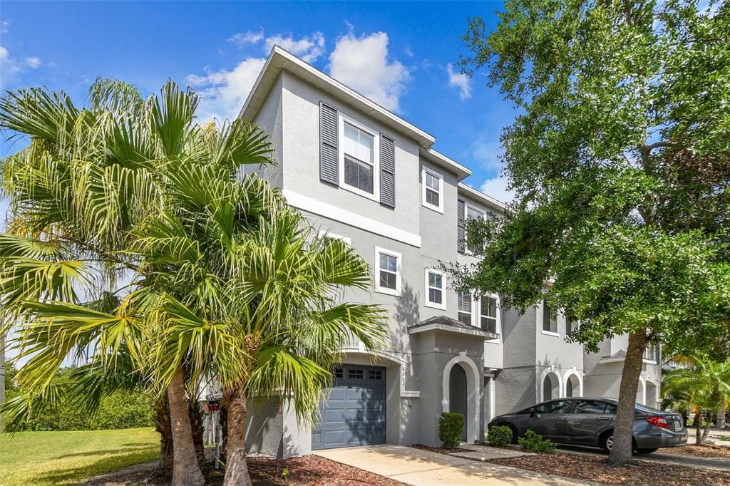 4802 TUSCAN LOON DRIVE TAMPA, FL 33619