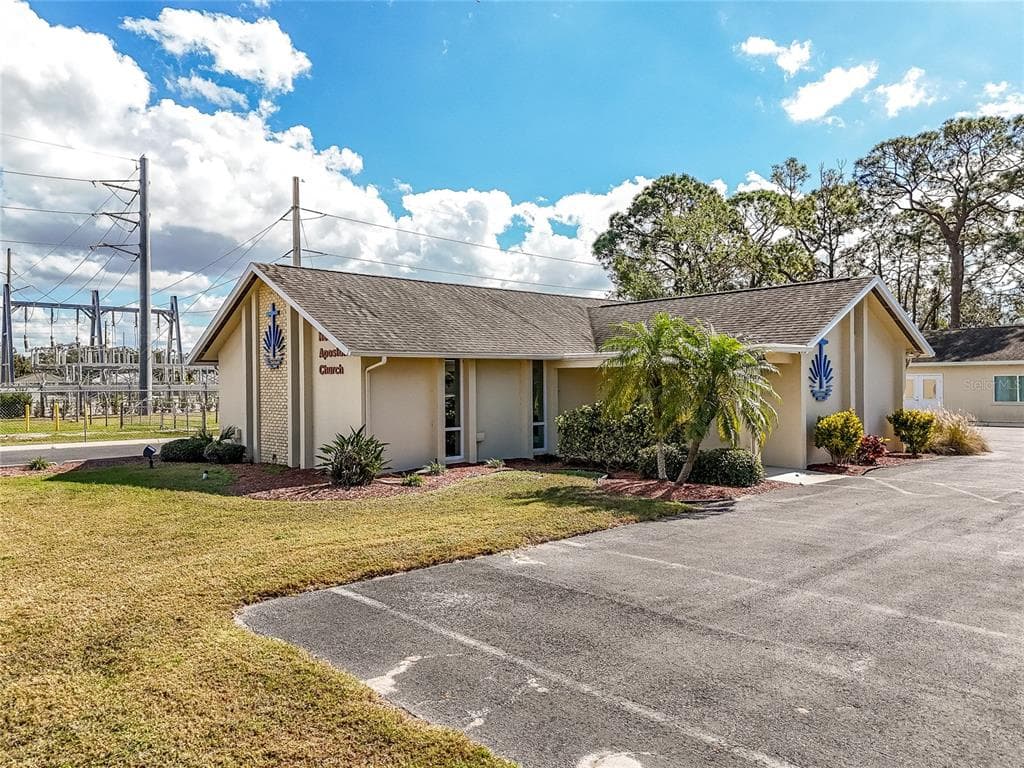 2850 8TH STREET SARASOTA, FL 34237