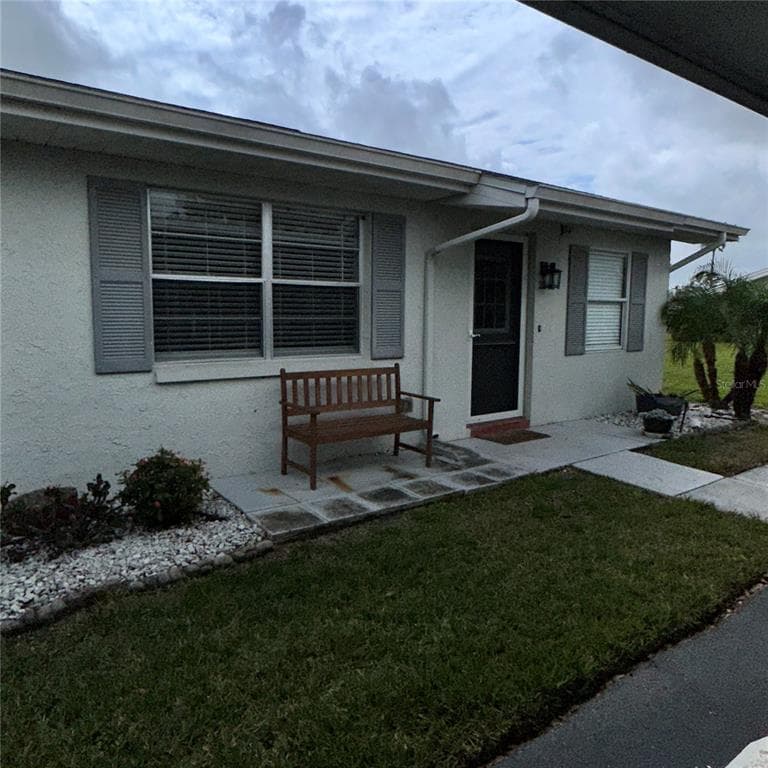 2233 GREENHAVEN DRIVE UNIT 363 SUN CITY CENTER, FL 33573