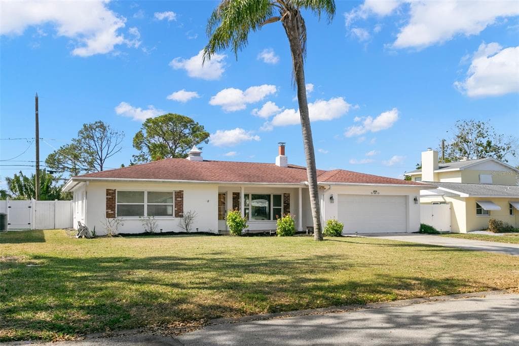 1974 VALENCIA WAY CLEARWATER, FL 33764