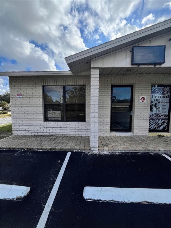 7218 CONGRESS ST. NEW PORT RICHEY, FL 34653