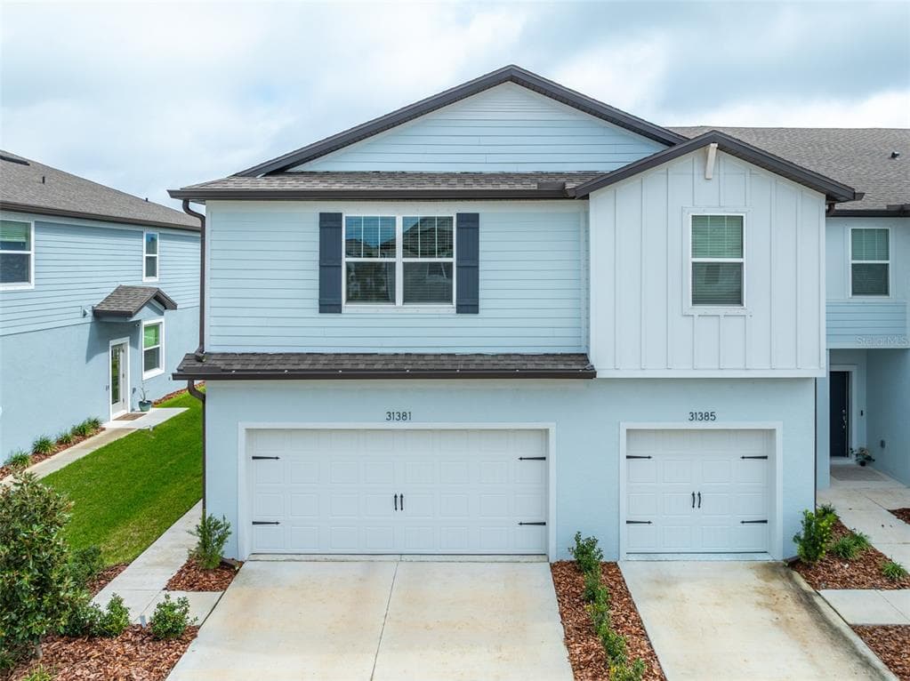 31381 AMBERVIEW BEND WESLEY CHAPEL, FL 33545